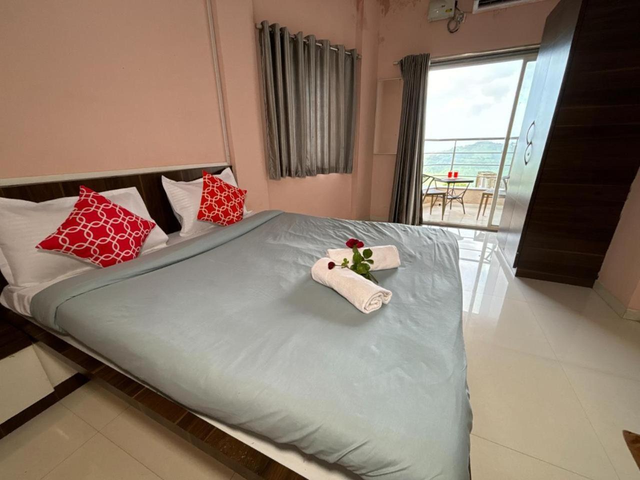 Hillview Rooms By 29 Bungalow Panchgani Exterior foto